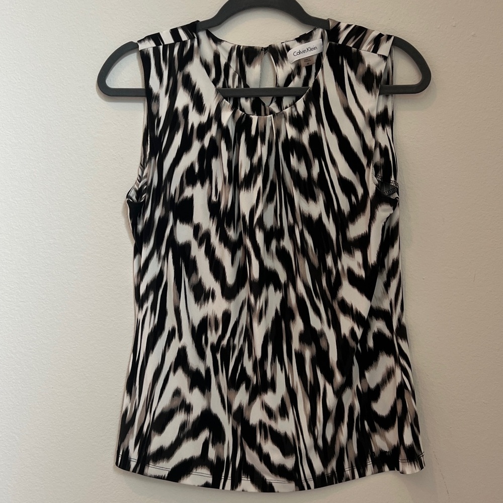 Calvin Klein Monochrome Patterned Sleeveless Blouse